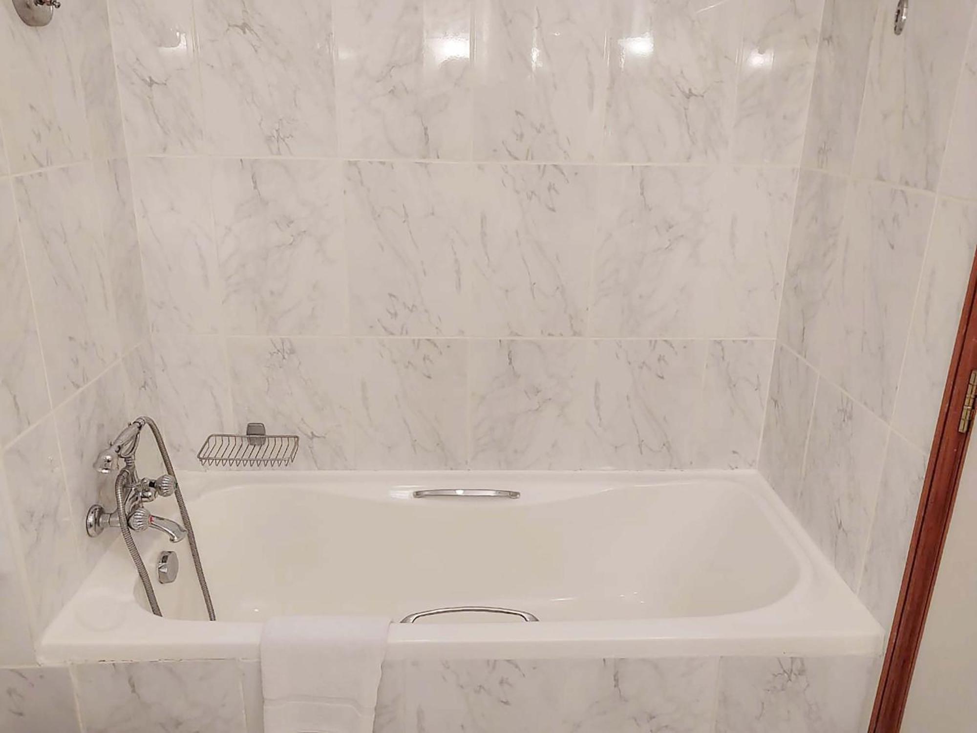 Knight Castle Hotel - Formerly Known As Carlton Palace Hotel ドバイ エクステリア 写真