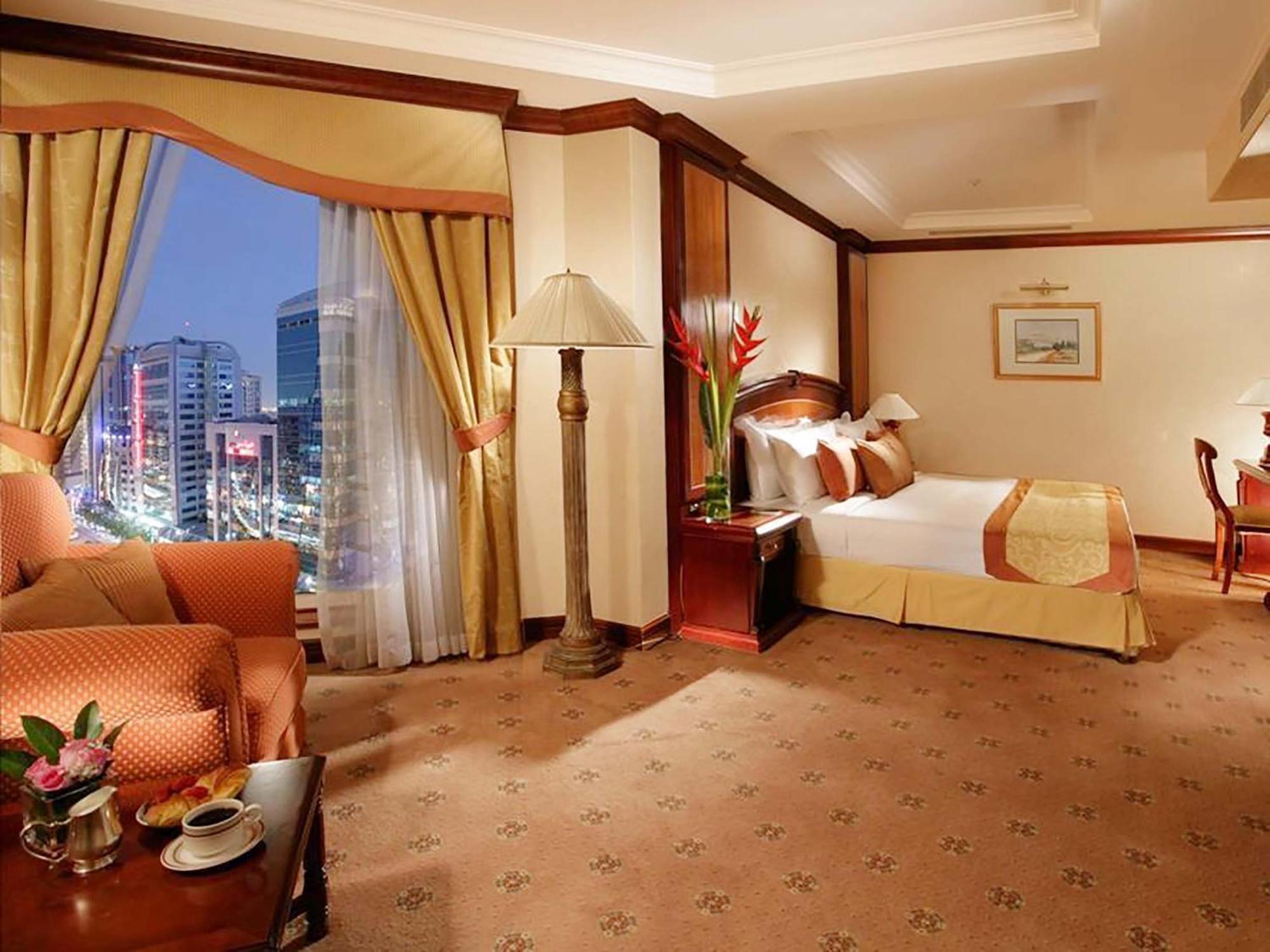 Knight Castle Hotel - Formerly Known As Carlton Palace Hotel ドバイ エクステリア 写真