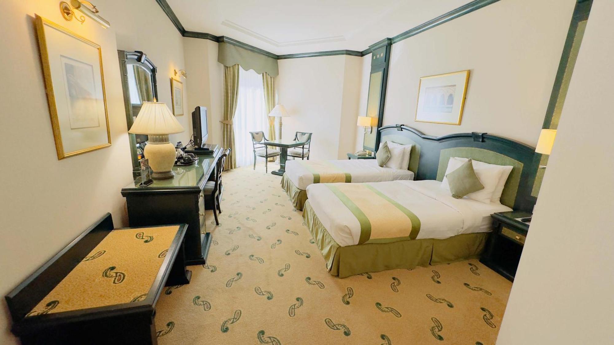 Knight Castle Hotel - Formerly Known As Carlton Palace Hotel ドバイ エクステリア 写真